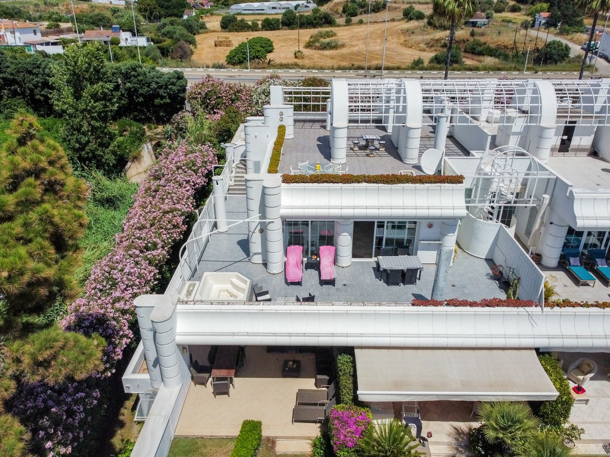 Penthouse te koop in Estepona | 3 slaapkamers H5527375