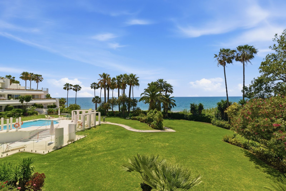 Penthouse te koop in Estepona | 3 slaapkamers H5527375
