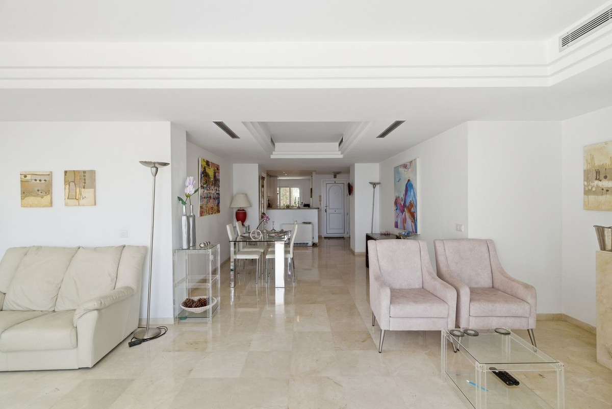 Penthouse te koop in Estepona | 3 slaapkamers H5527375