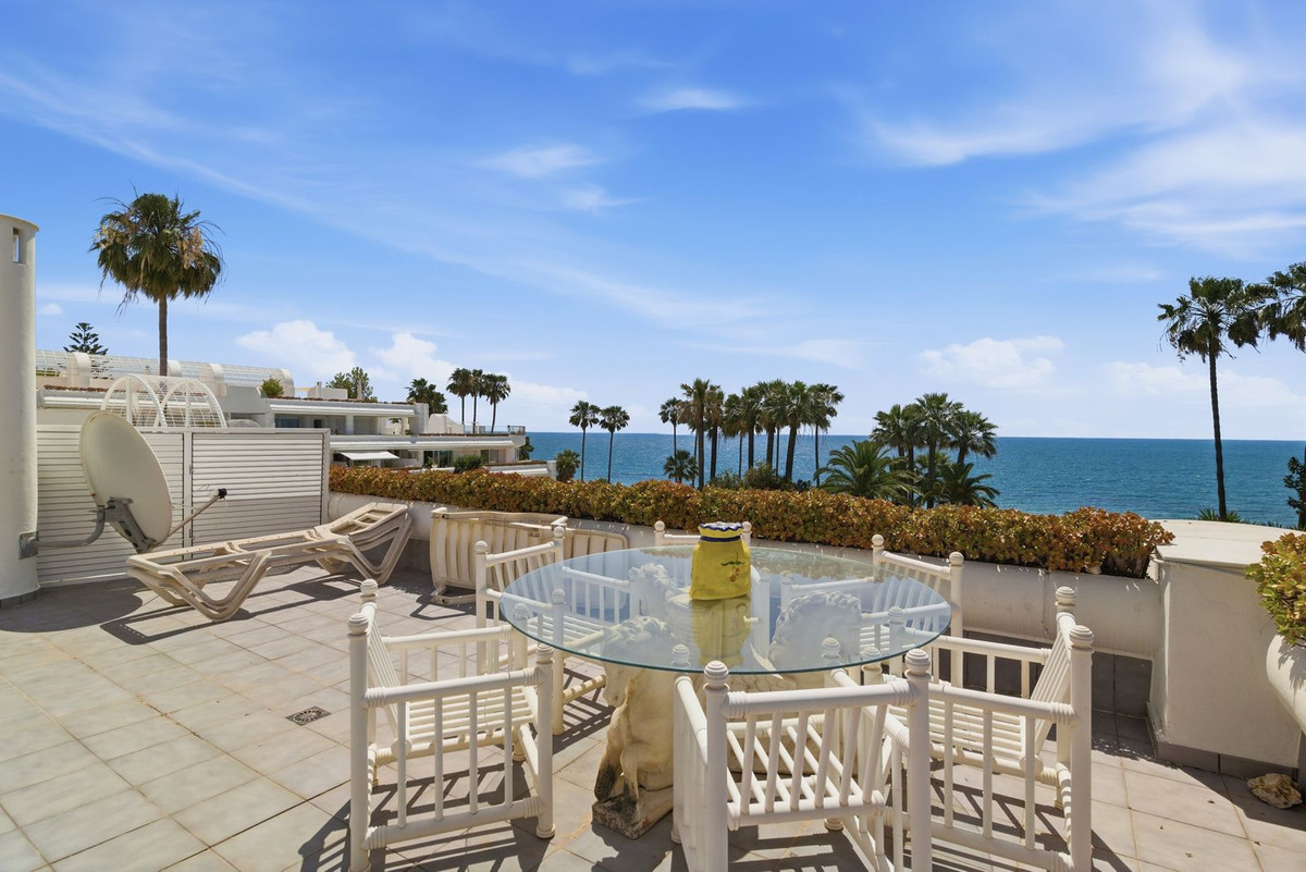 Penthouse te koop in Estepona | 3 slaapkamers H5527375