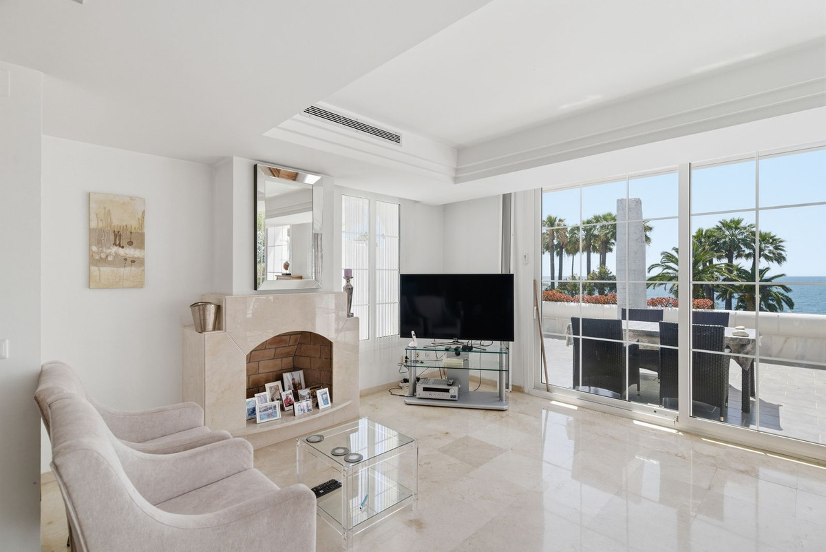 Penthouse te koop in Estepona | 3 slaapkamers H5527375