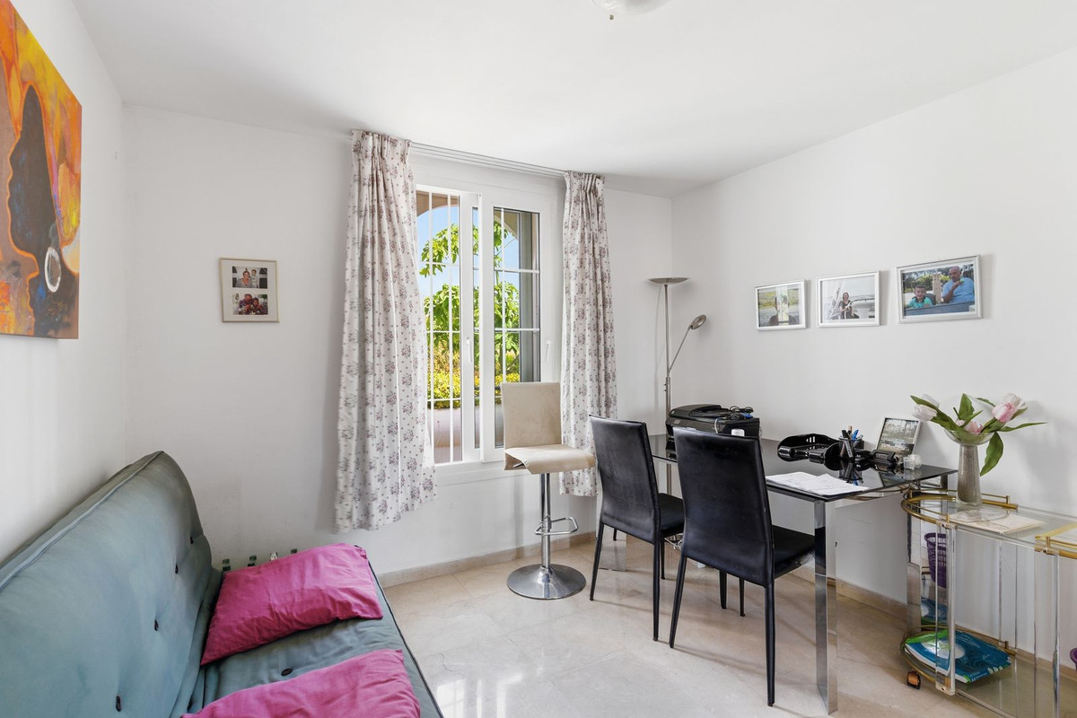 Penthouse te koop in Estepona | 3 slaapkamers H5527375