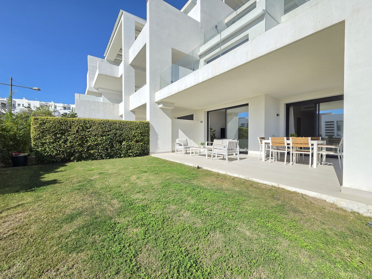 Appartement te koop in Estepona | 2 slaapkamers H5527525