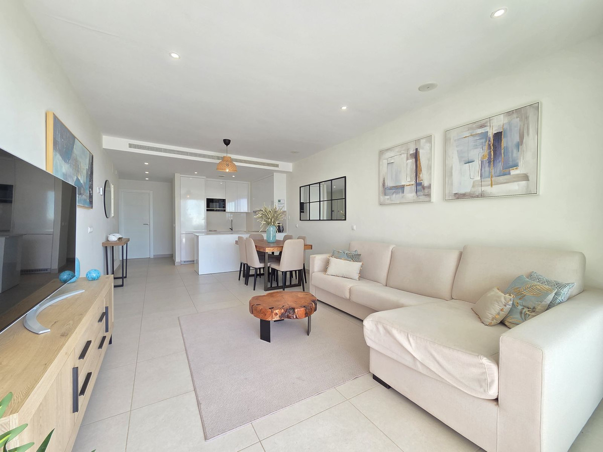 Appartement te koop in Estepona | 2 slaapkamers H5527525