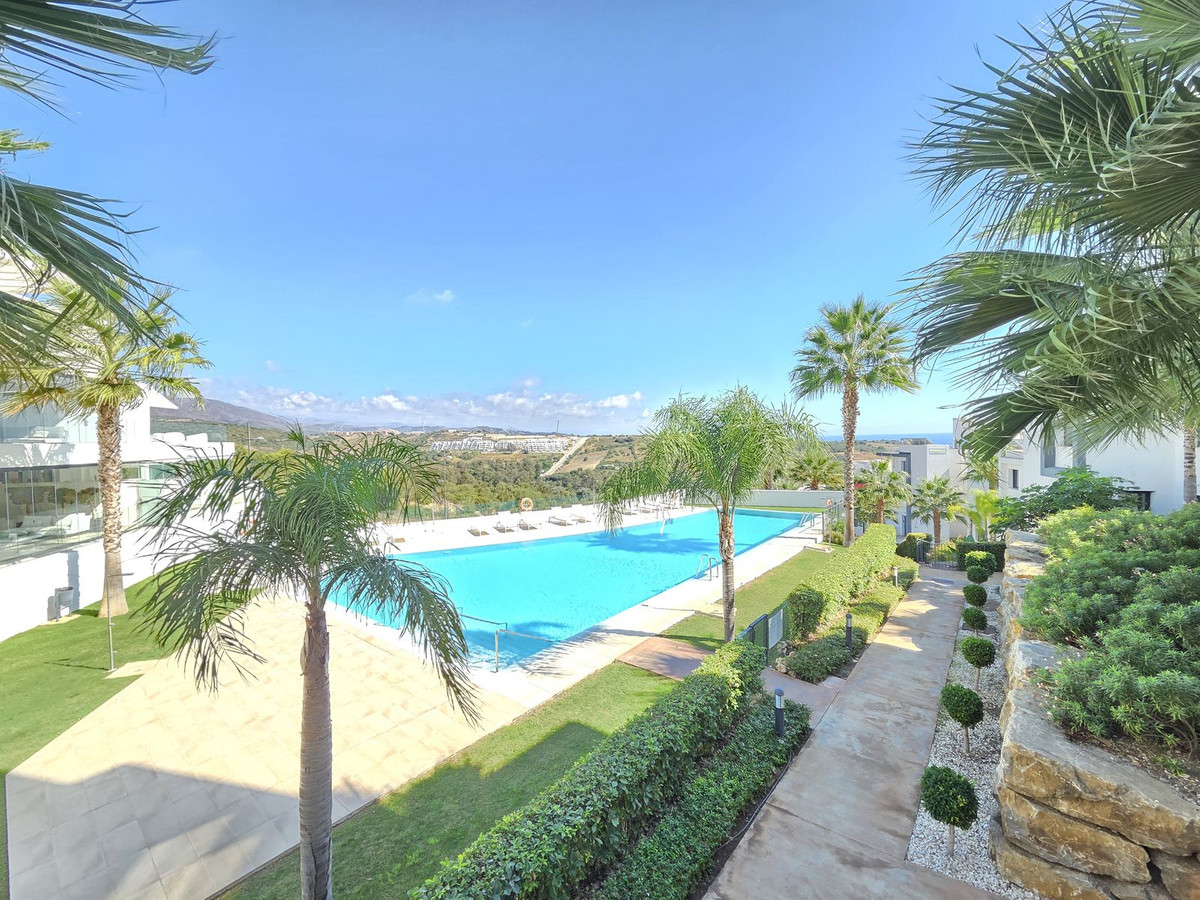Appartement te koop in Estepona | 2 slaapkamers H5527525