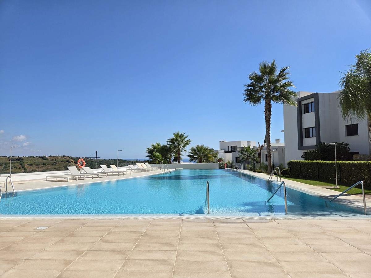 Appartement te koop in Estepona | 2 slaapkamers H5527525