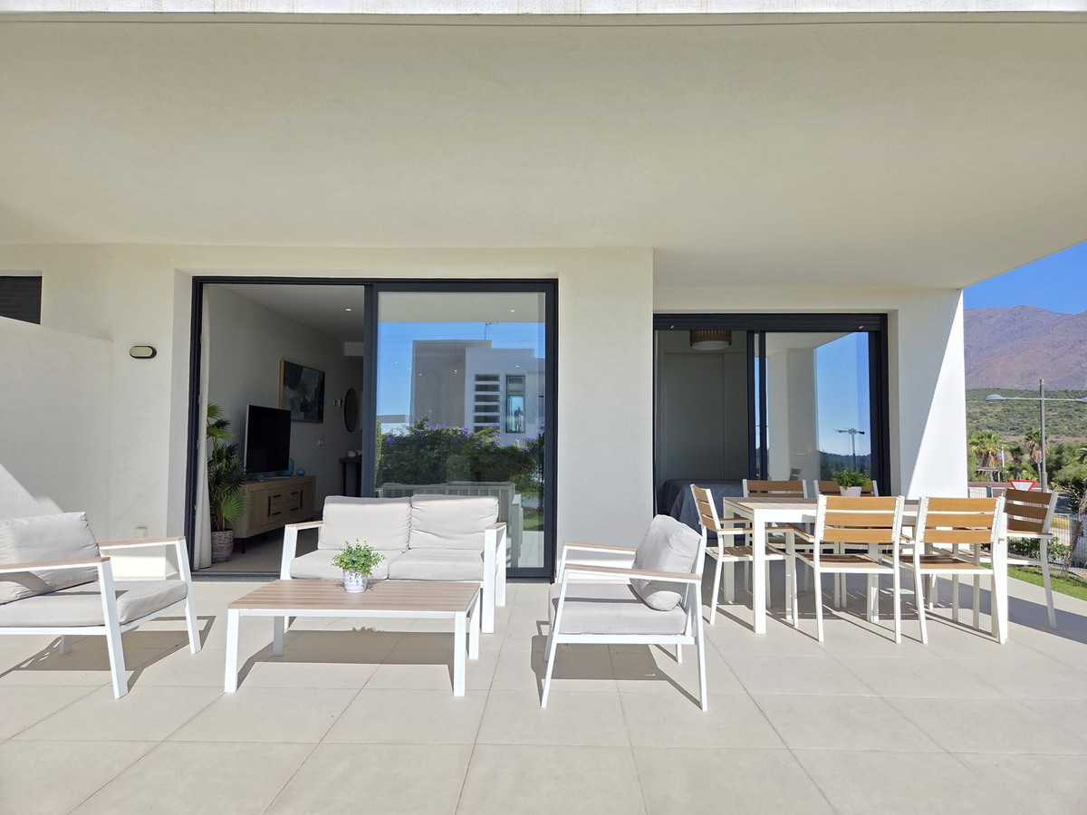 Appartement te koop in Estepona | 2 slaapkamers H5527525