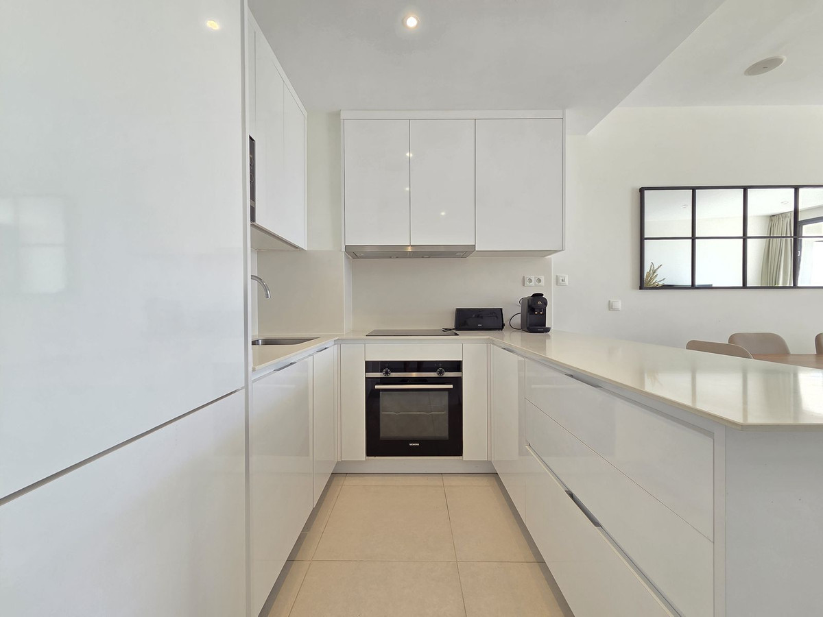 Appartement te koop in Estepona | 2 slaapkamers H5527525