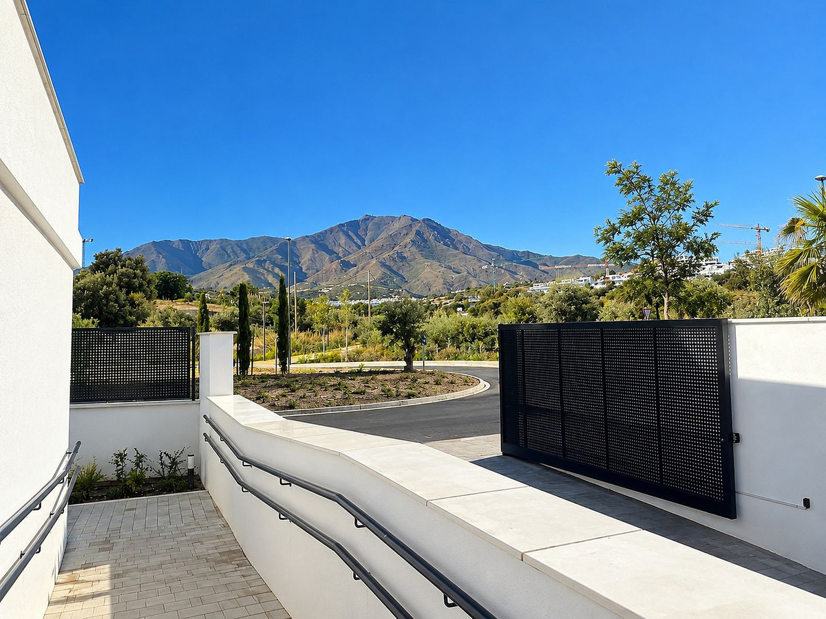 Property main view 40
