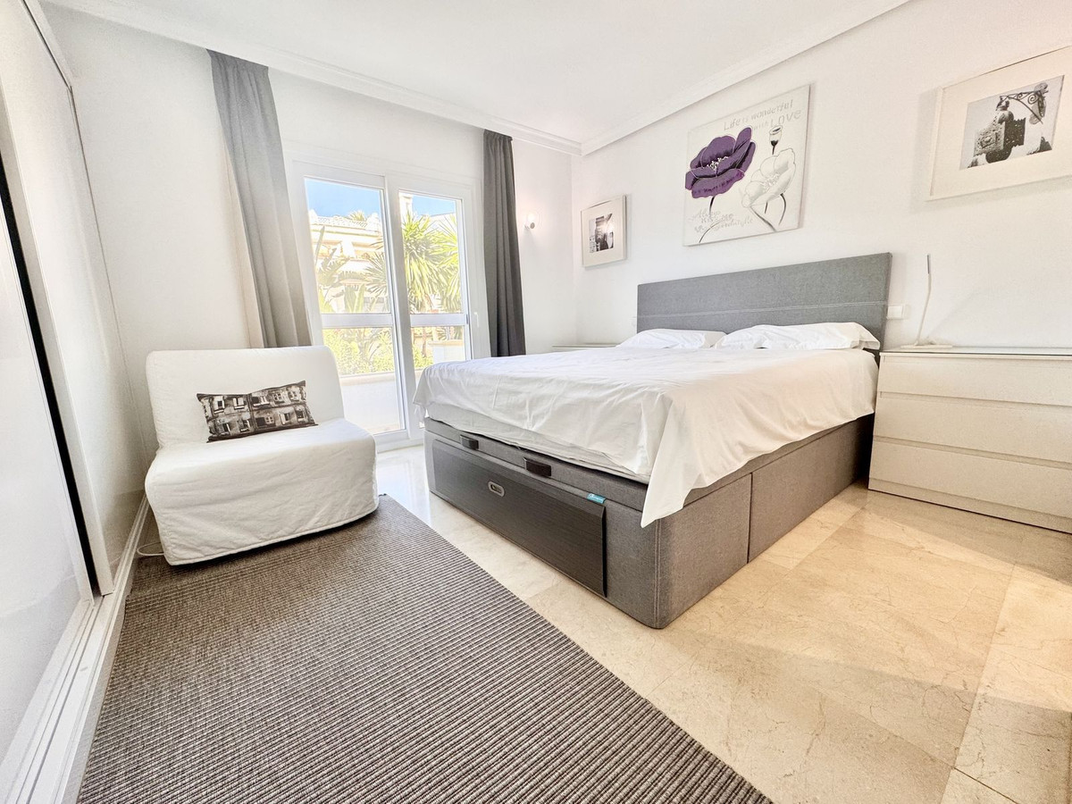 Appartement te koop in Estepona | 3 slaapkamers H5527813
