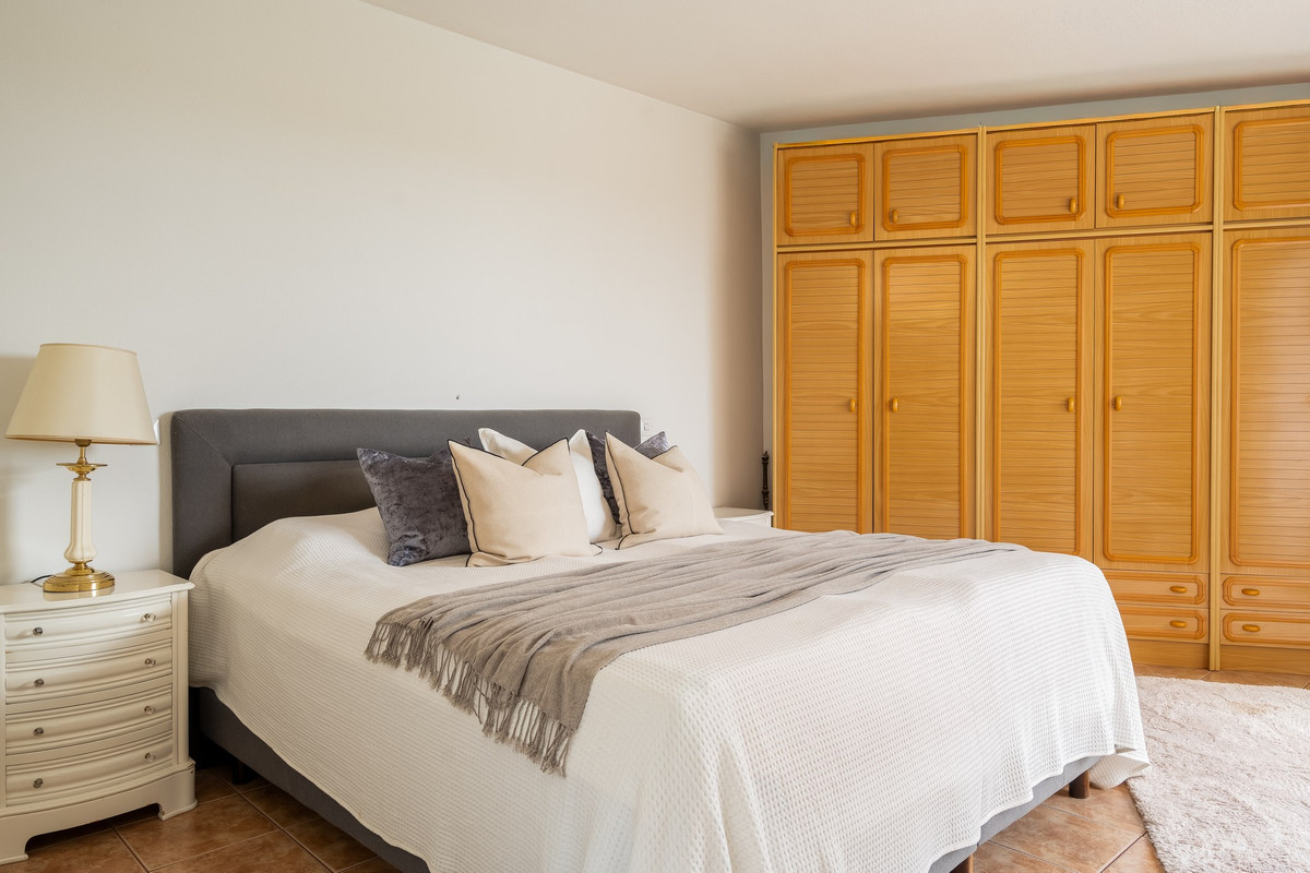 Appartement te koop in Estepona | 2 slaapkamers H5528047
