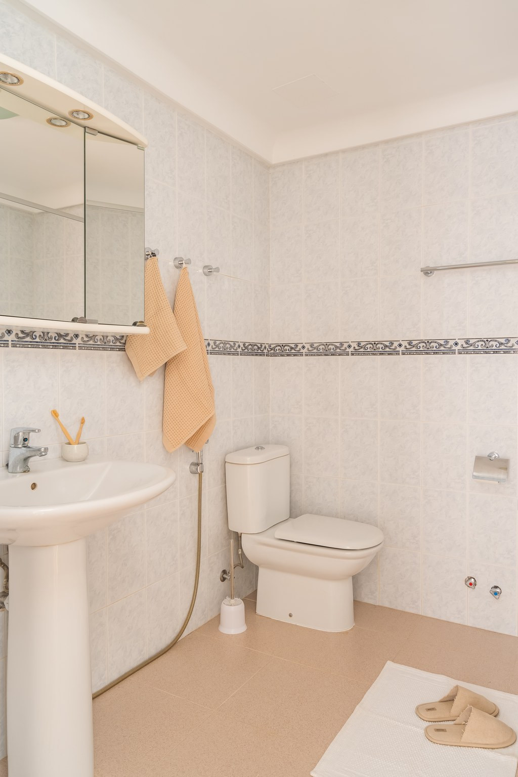 Appartement te koop in Estepona | 2 slaapkamers H5528047