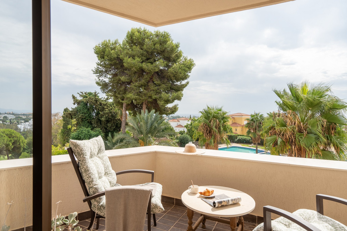 Appartement te koop in Estepona | 2 slaapkamers H5528047