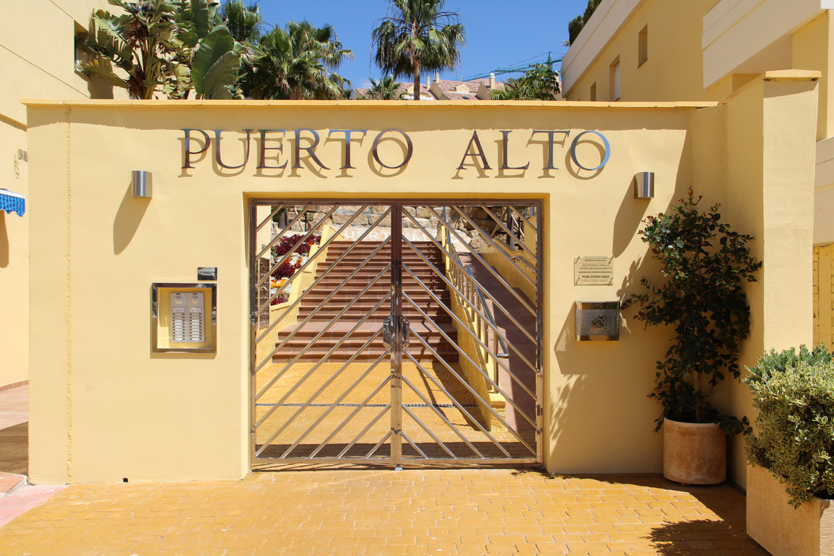 Appartement te koop in Estepona | 2 slaapkamers H5528056