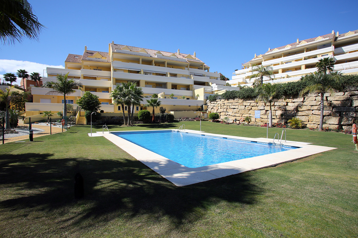 Appartement te koop in Estepona | 2 slaapkamers H5528056