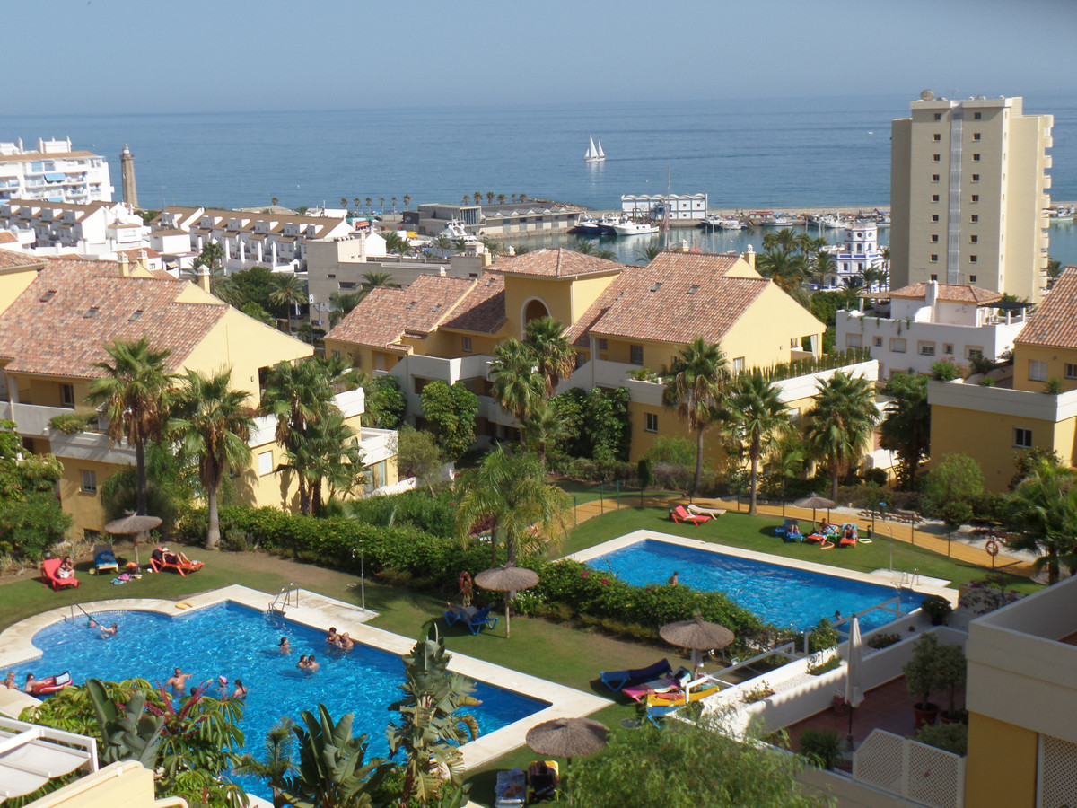 Appartement te koop in Estepona | 2 slaapkamers H5528056