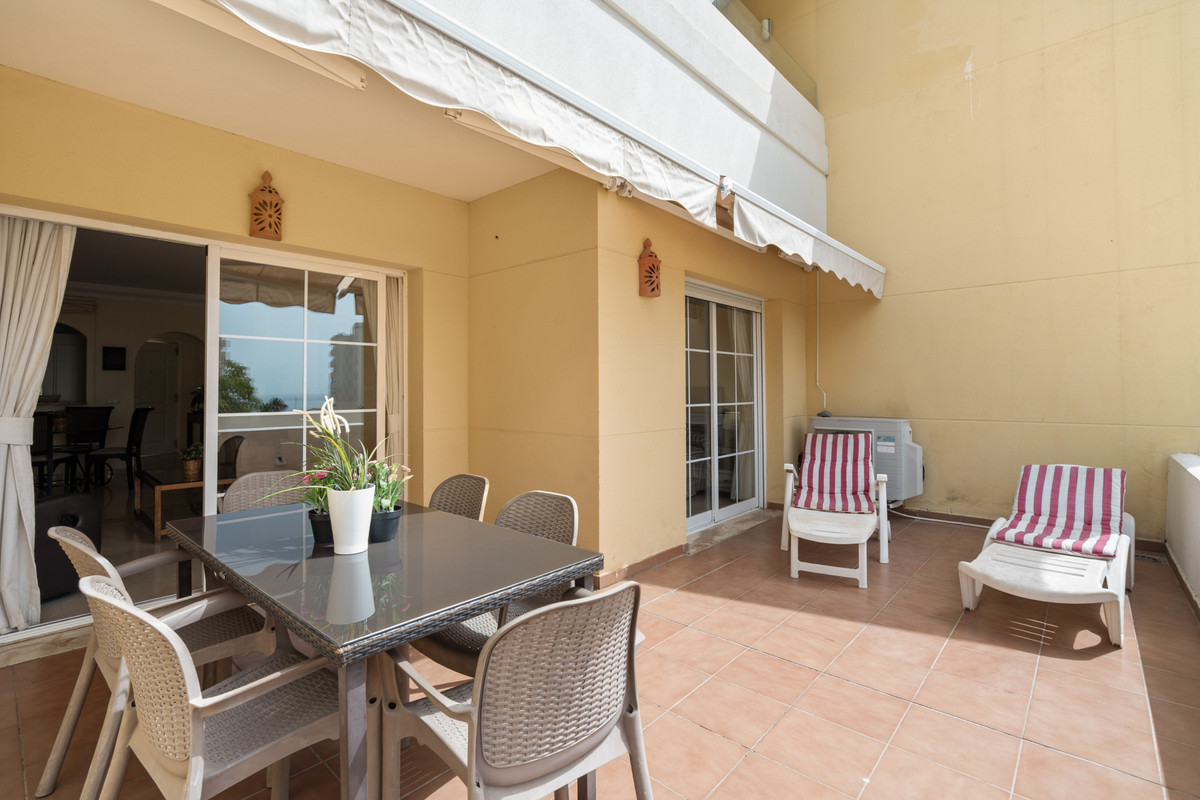 Appartement te koop in Estepona | 2 slaapkamers H5528056