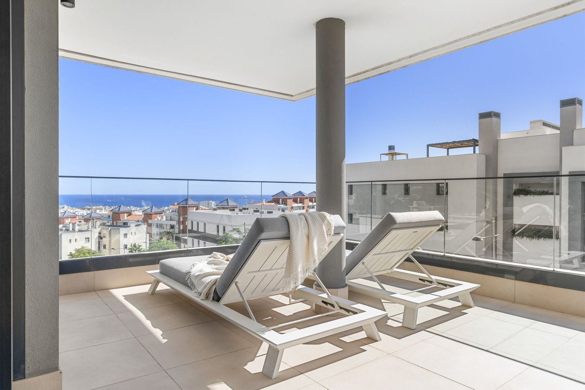 Appartement te koop in Estepona | 4 slaapkamers H5529979