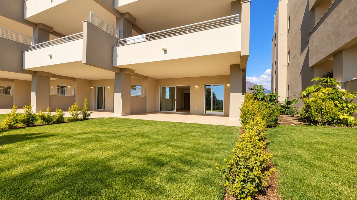 Appartement te koop in Estepona | 3 slaapkamers H5530333