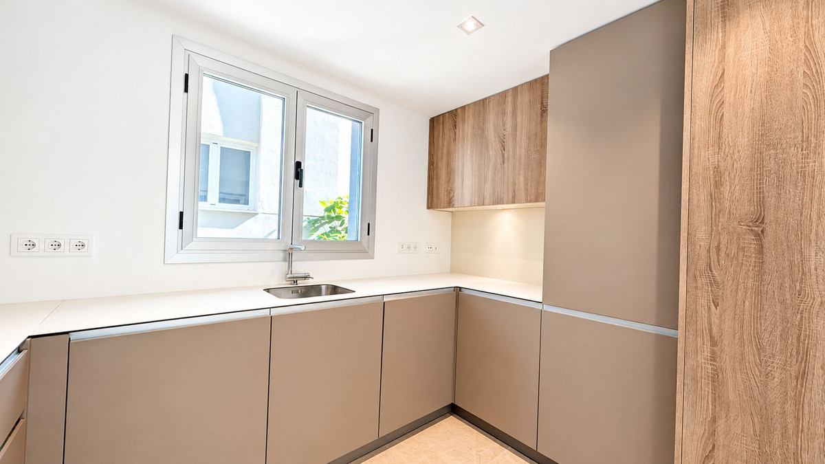 Appartement te koop in Estepona | 3 slaapkamers H5530333