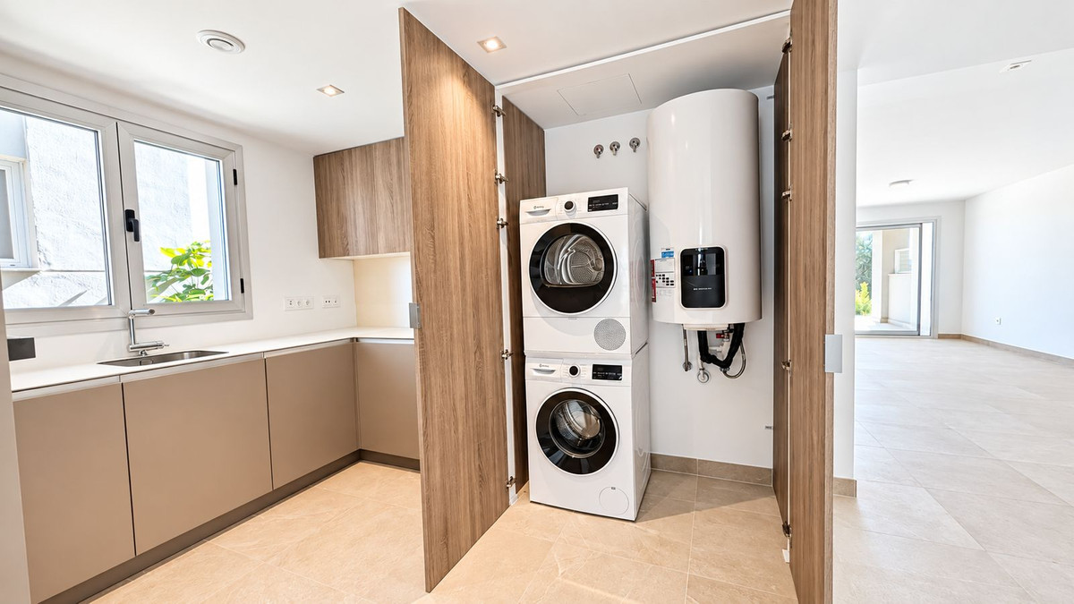 Appartement te koop in Estepona | 3 slaapkamers H5530333
