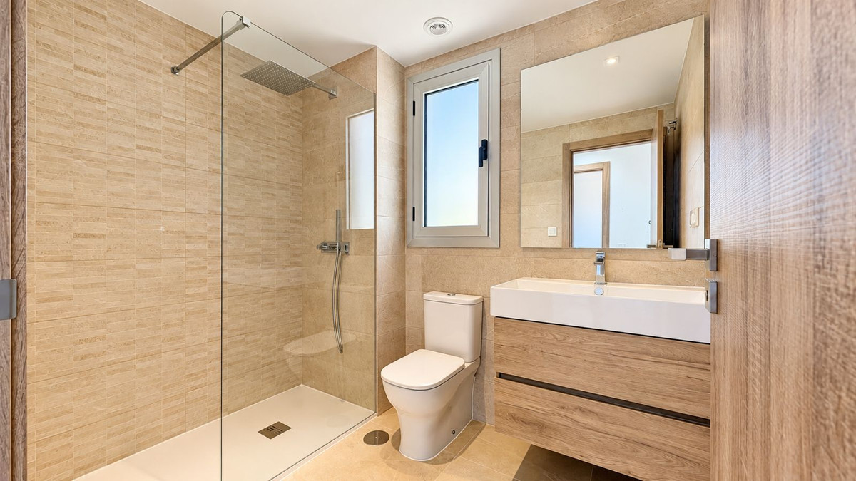 Appartement te koop in Estepona | 3 slaapkamers H5530333