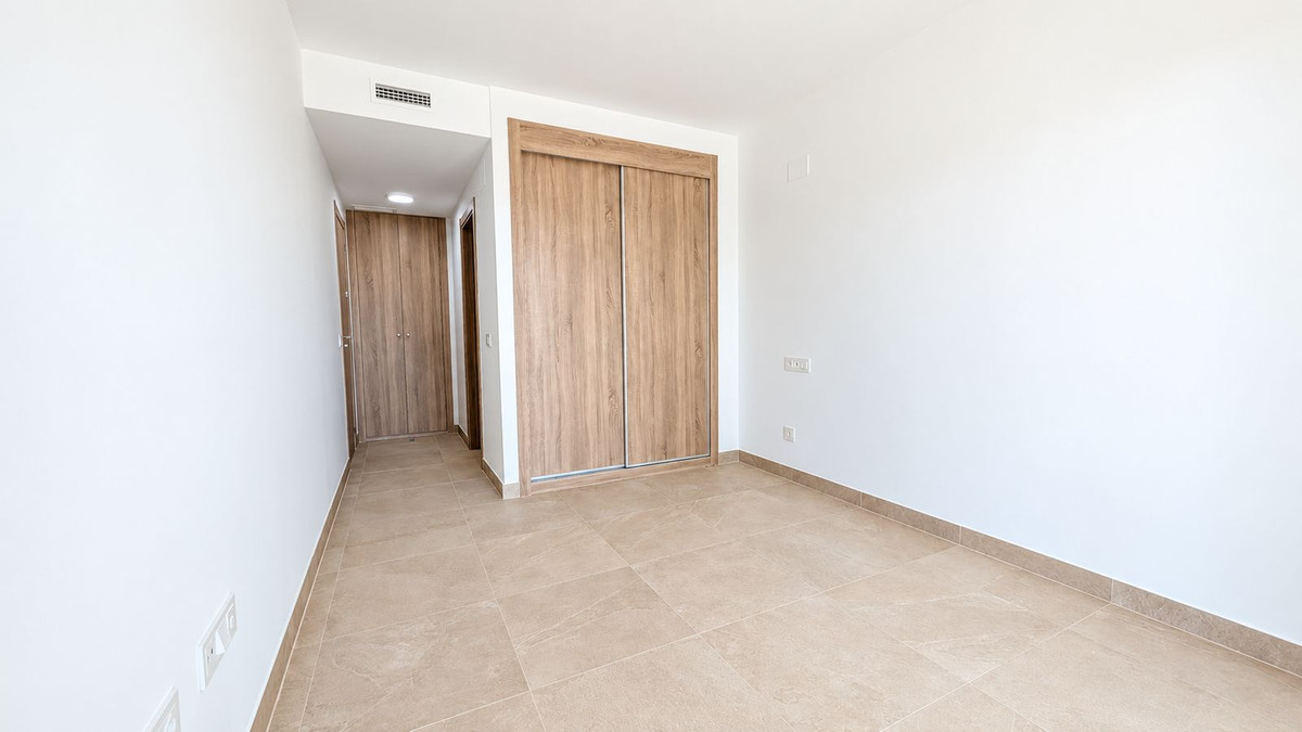 Appartement te koop in Estepona | 3 slaapkamers H5530333