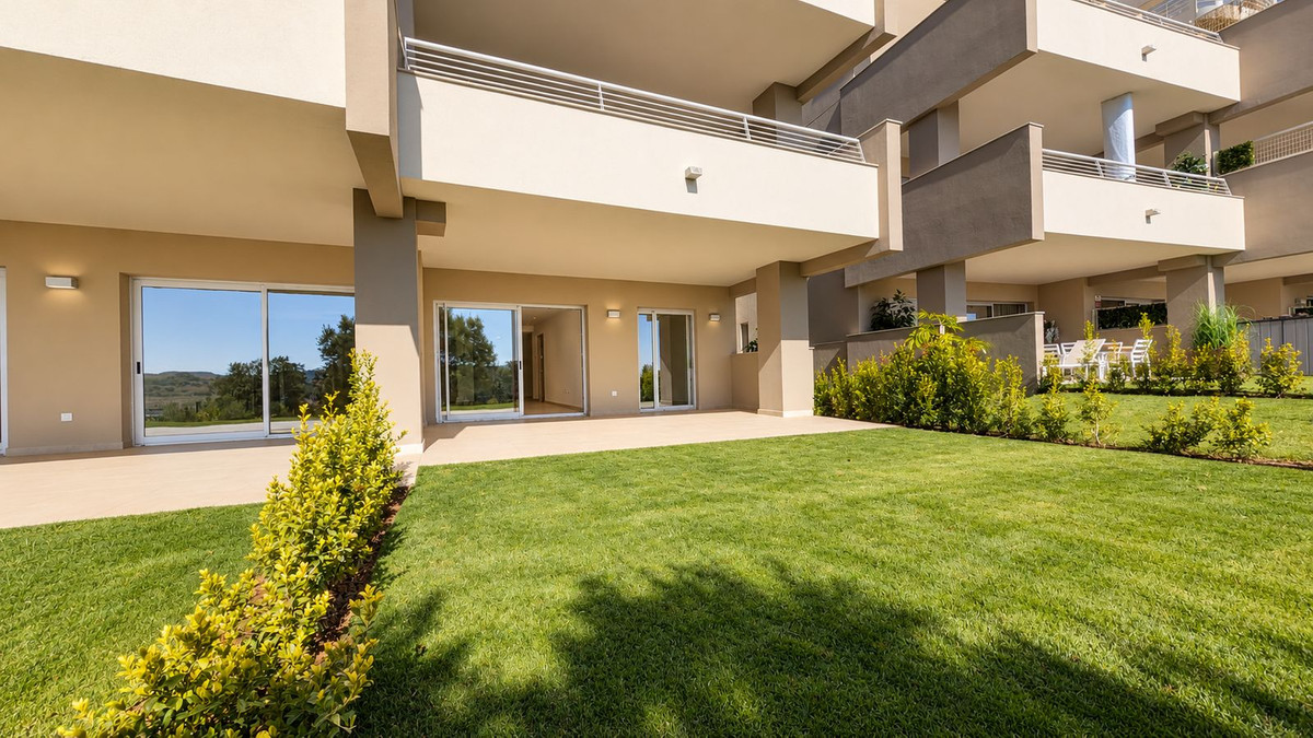 Appartement te koop in Estepona | 3 slaapkamers H5530333