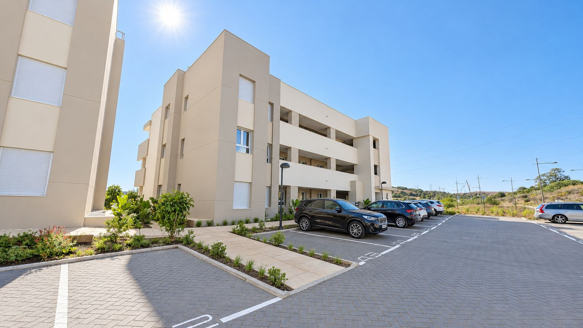 Appartement te koop in Estepona | 3 slaapkamers H5530333