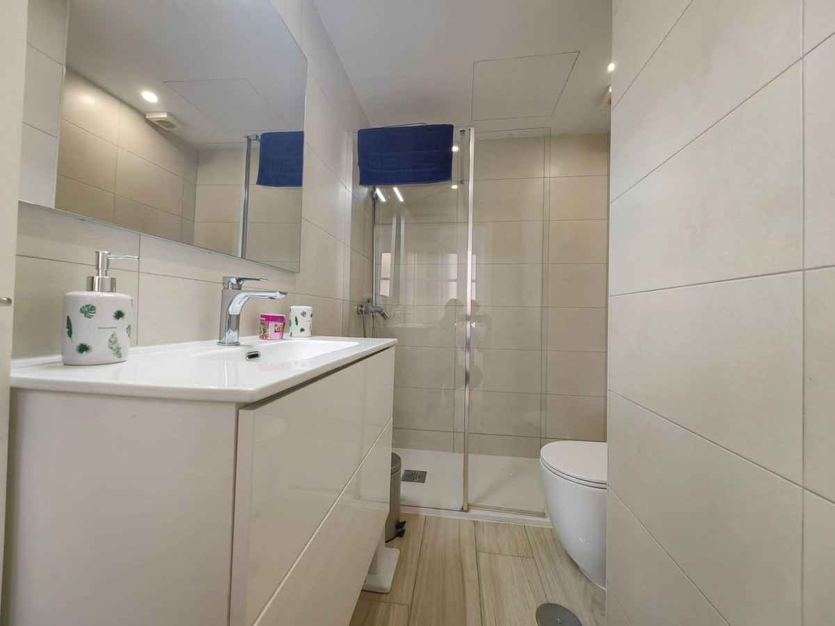 Appartement te koop in Estepona | 2 slaapkamers H5530408