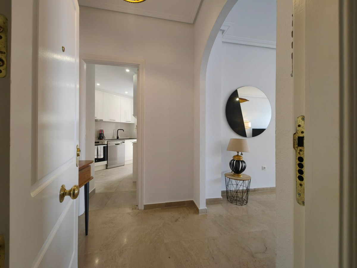 Appartement te koop in Estepona | 2 slaapkamers H5530408