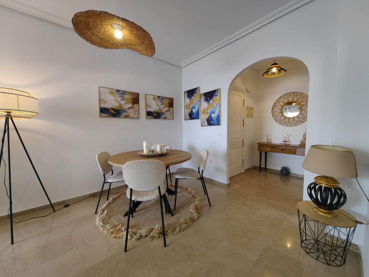 Appartement te koop in Estepona | 2 slaapkamers H5530408
