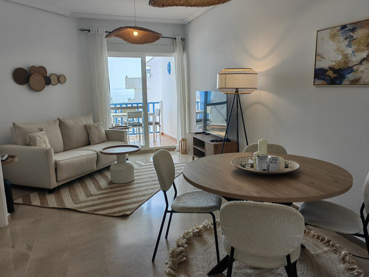 Appartement te koop in Estepona | 2 slaapkamers H5530408