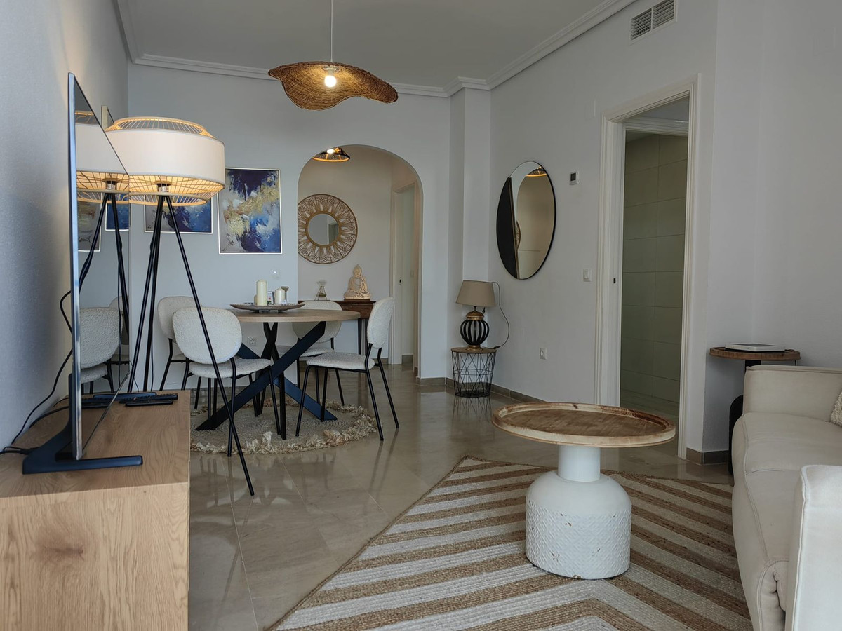 Appartement te koop in Estepona | 2 slaapkamers H5530408