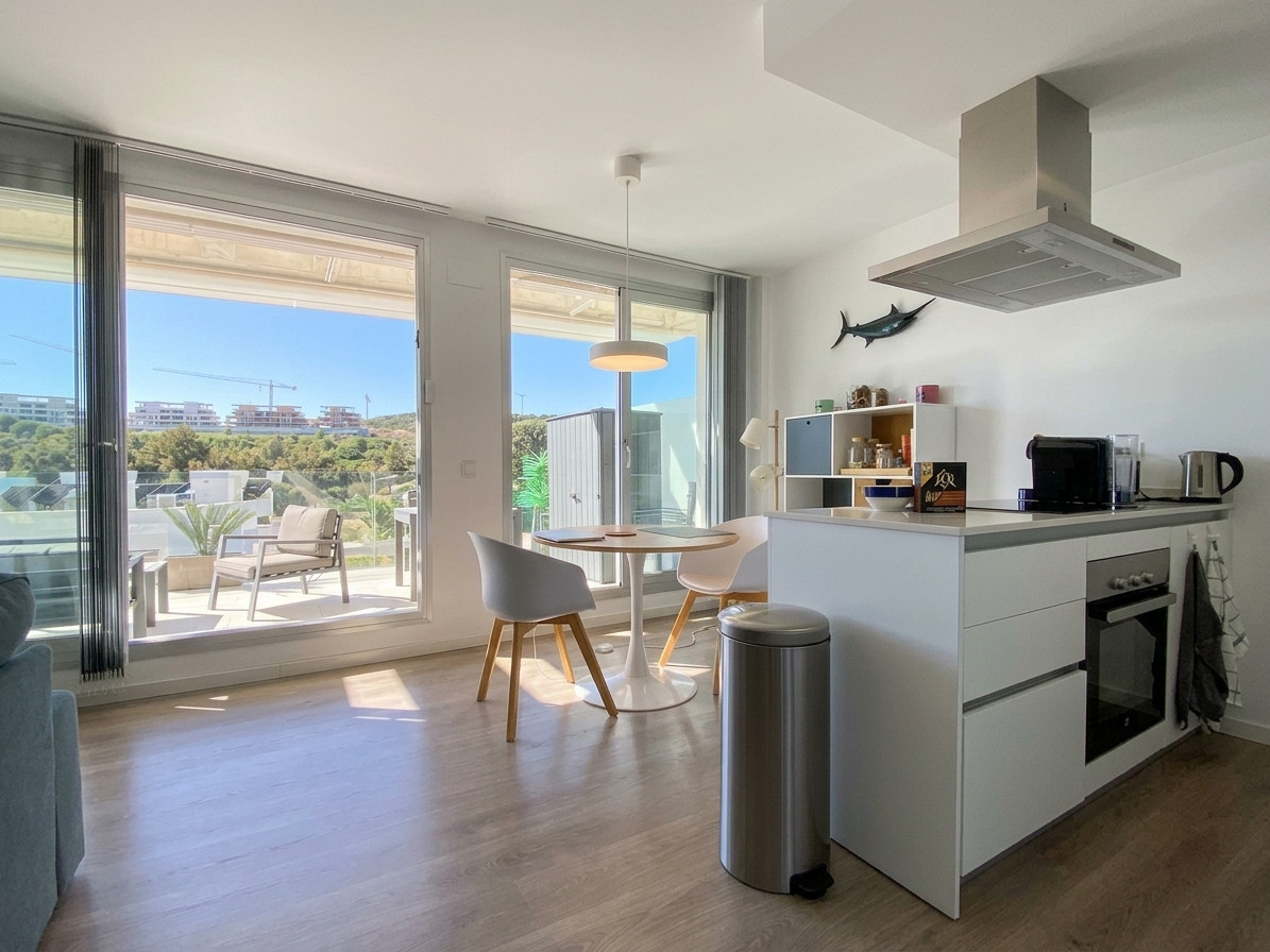 Appartement te koop in Estepona | 2 slaapkamers H5530630