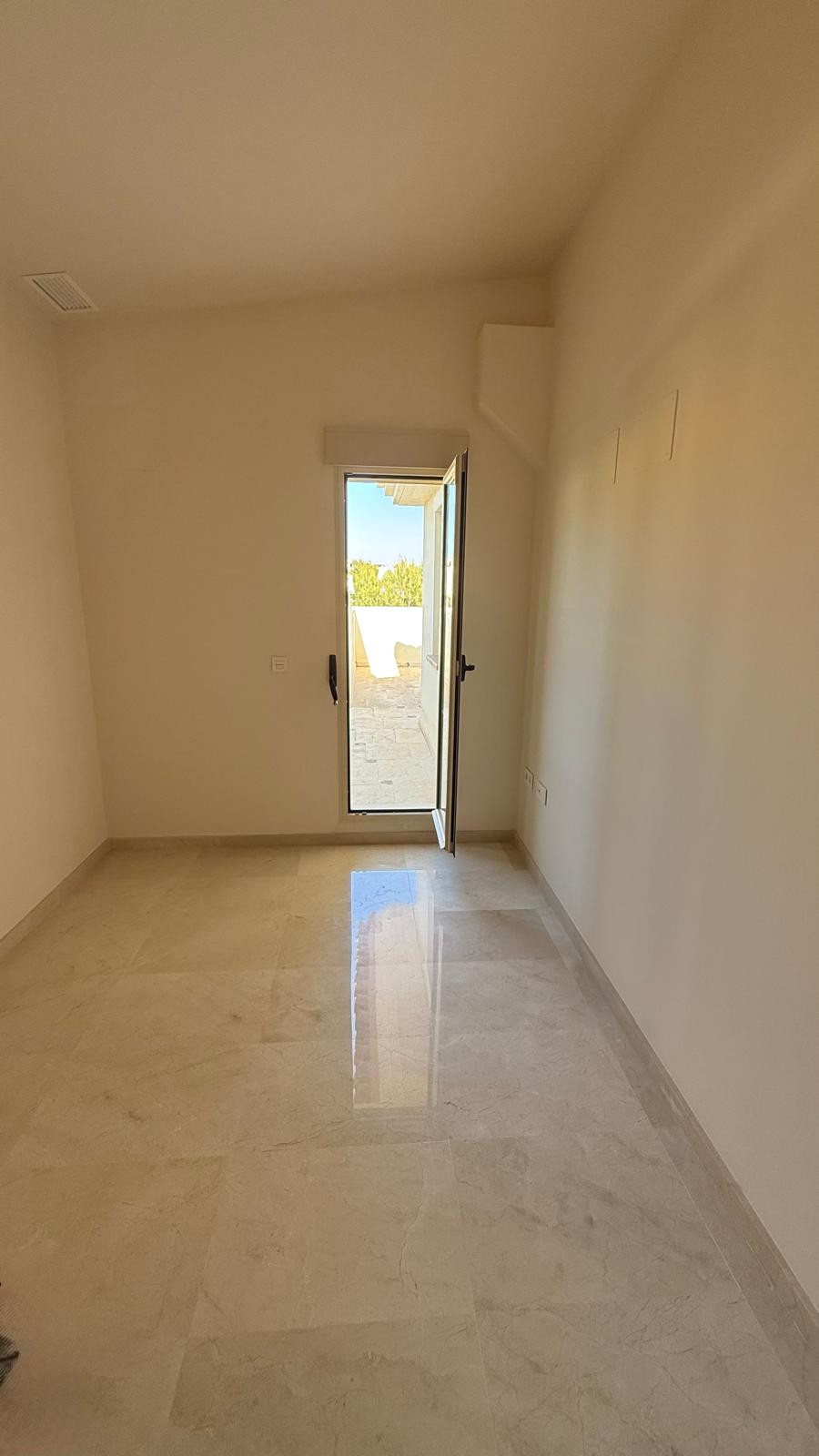 Property main view 23