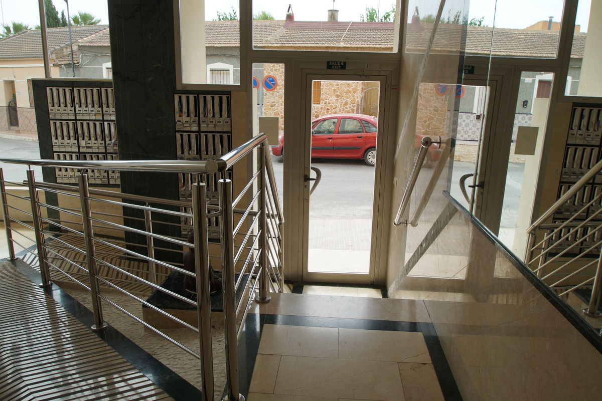 Appartement te koop in Formentera de Segura | 2 slaapkamers H5257975