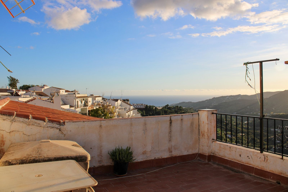 Bovenverdieping Appartement in Frigiliana-4