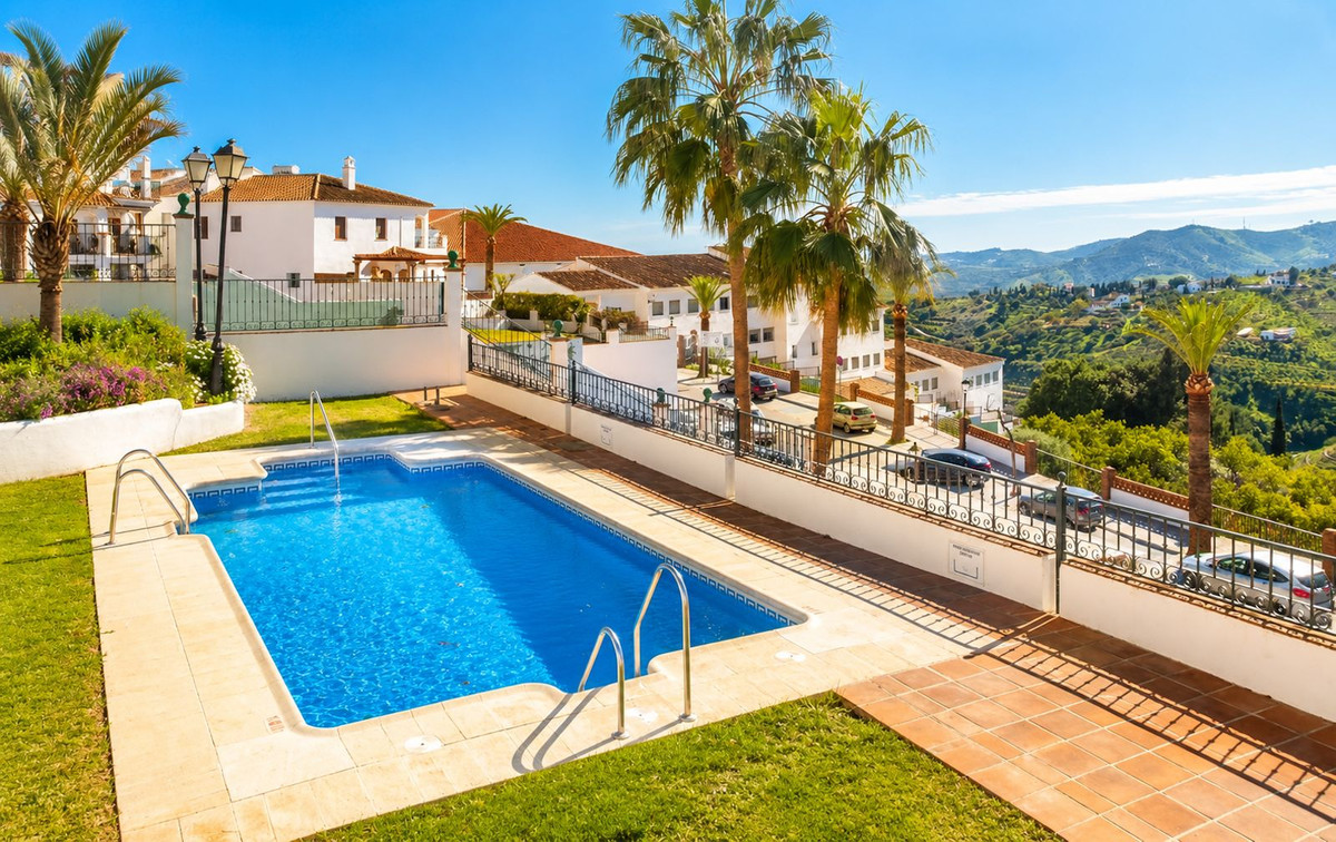 Appartement te koop in Frigiliana | 2 slaapkamers H5465353