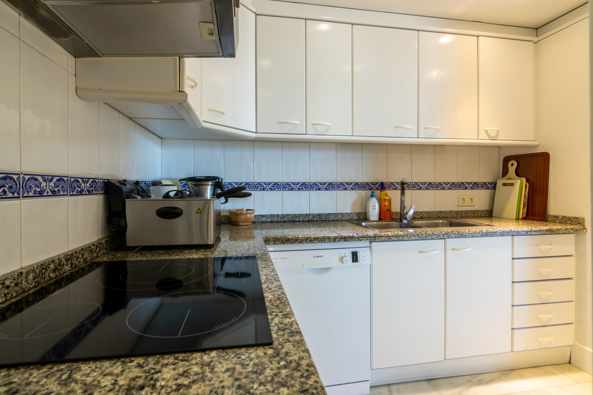 Appartement te koop in Fuengirola | 4 slaapkamers H3547834