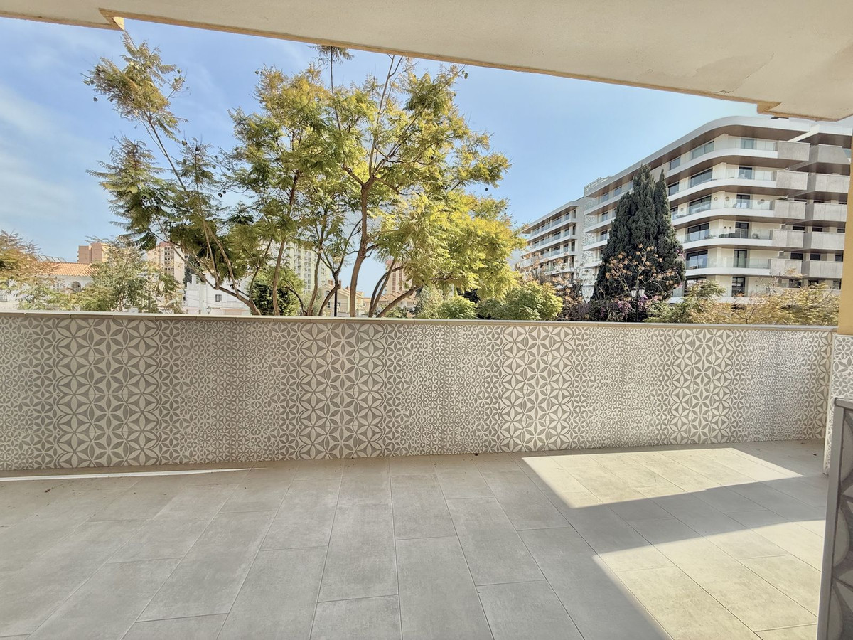 Appartement te koop in Fuengirola | 2 slaapkamers H4776943