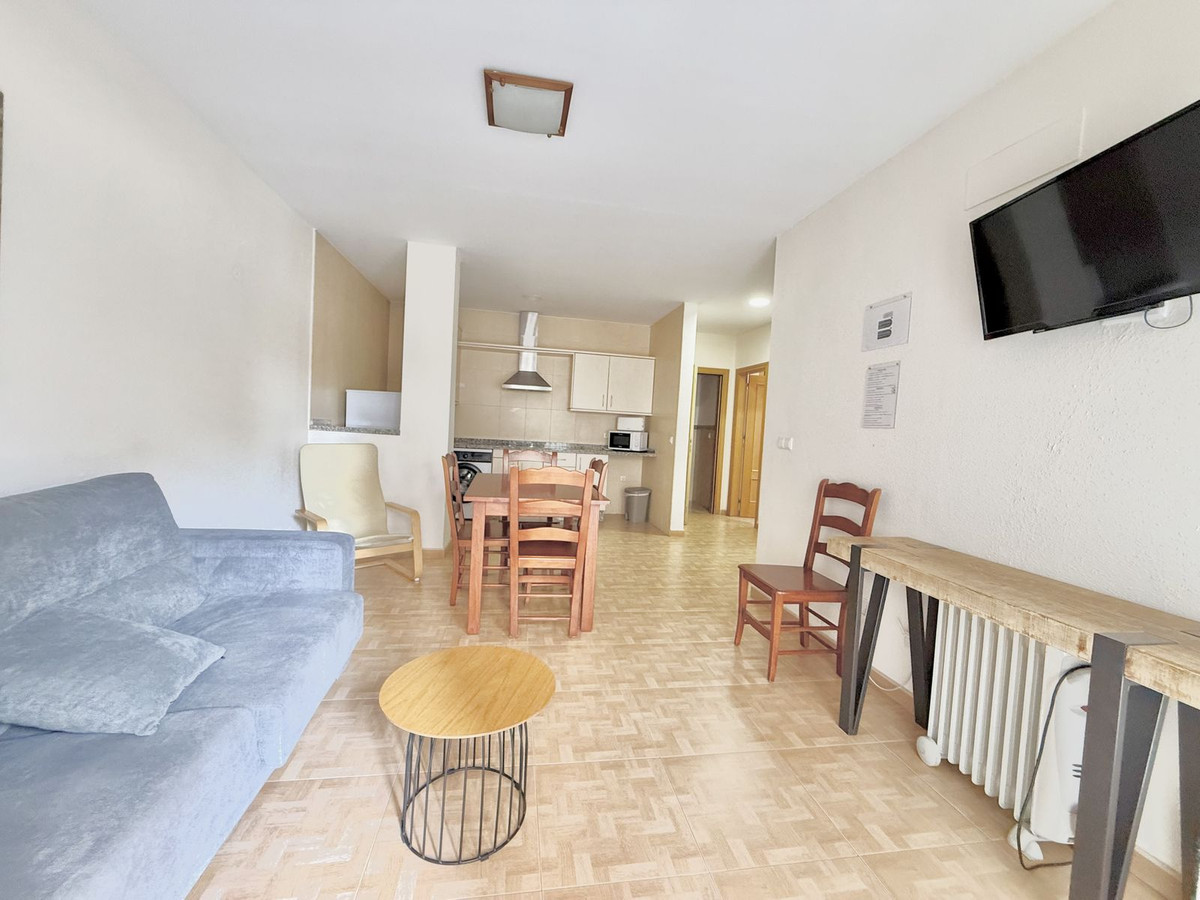 Appartement te koop in Fuengirola | 2 slaapkamers H4776943