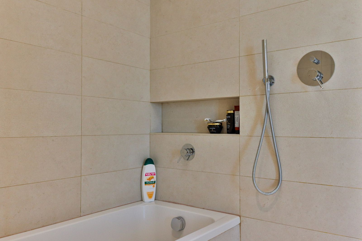 Property main view 33