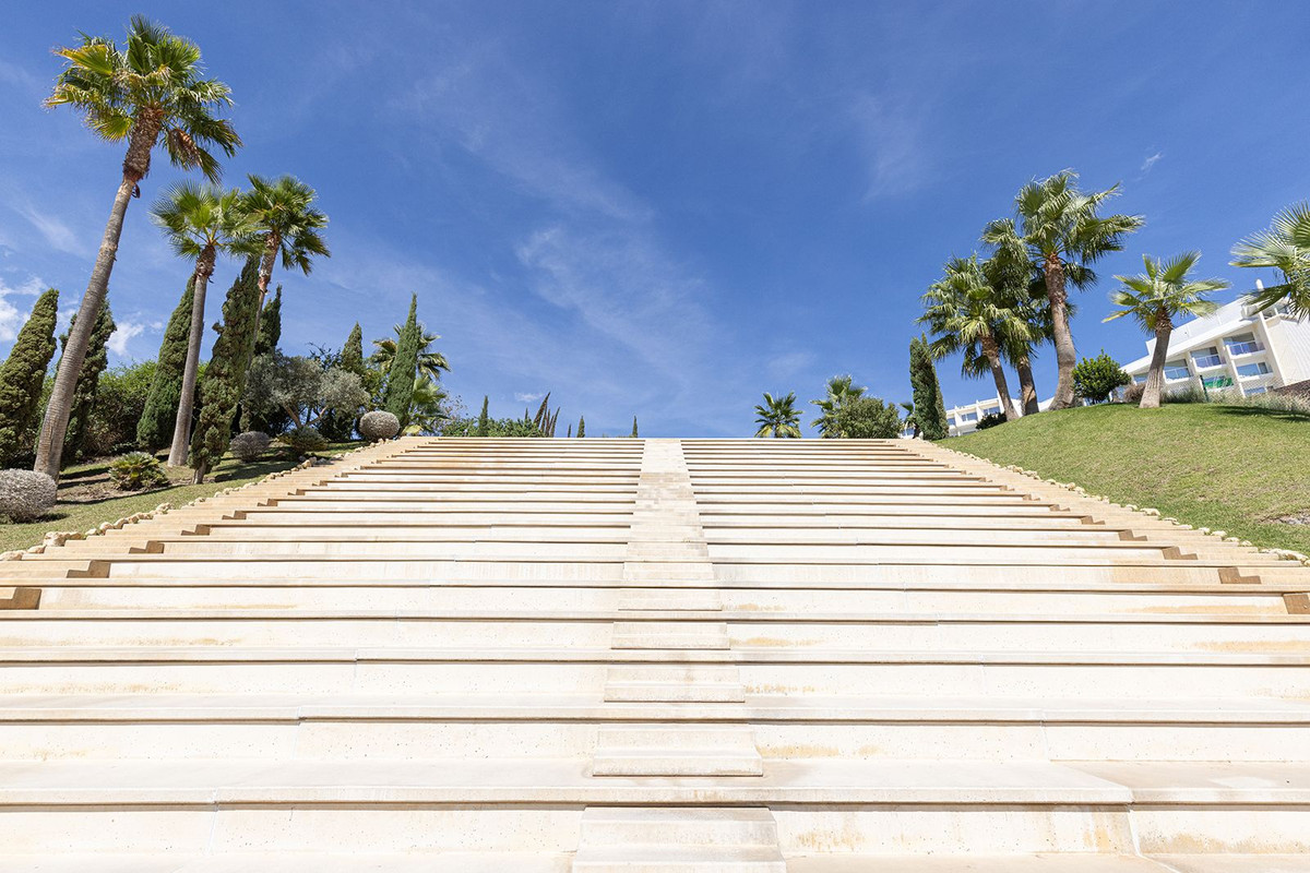 Property main view 40