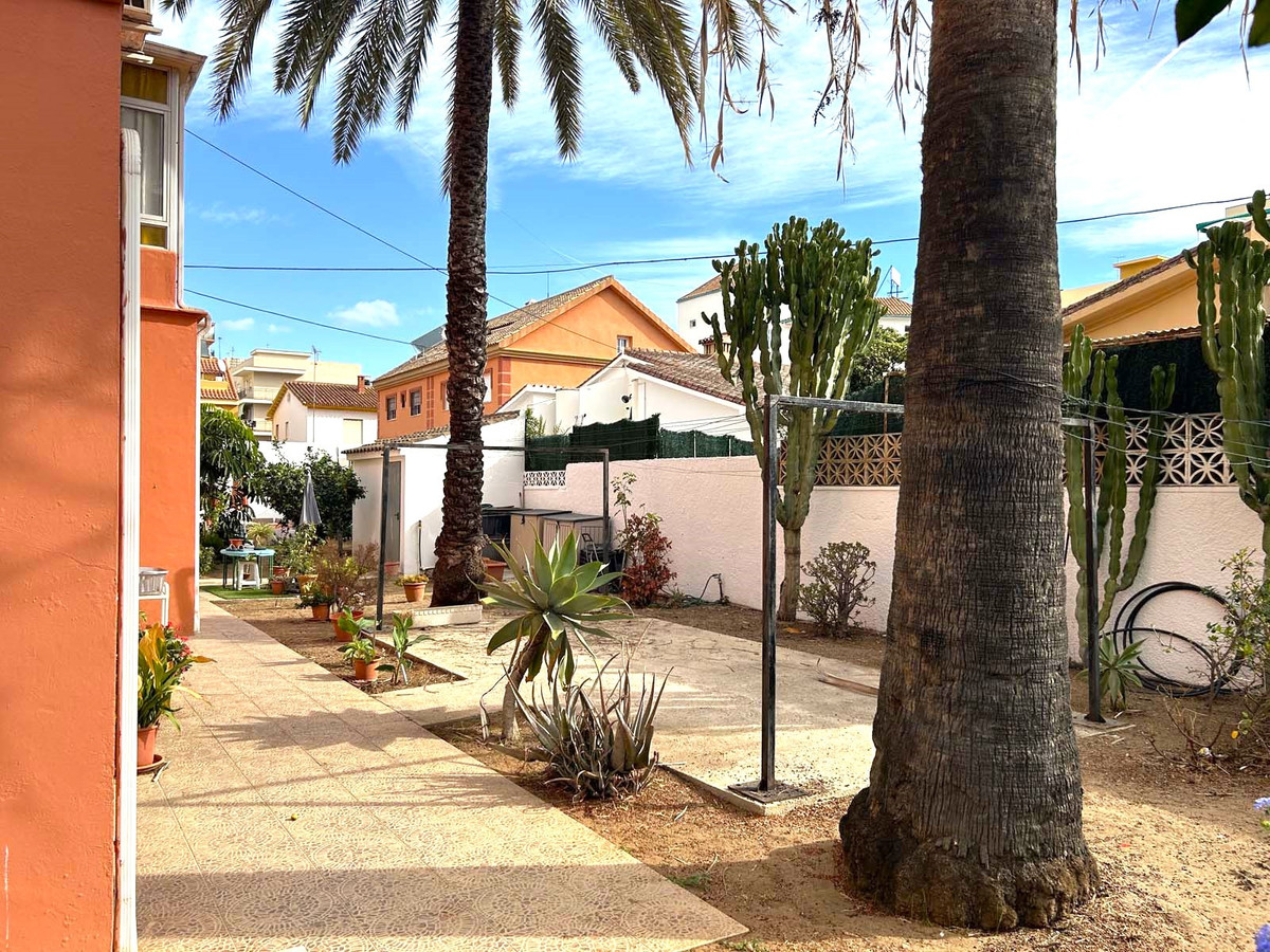 Appartement te koop in Fuengirola | 2 slaapkamers H4855696