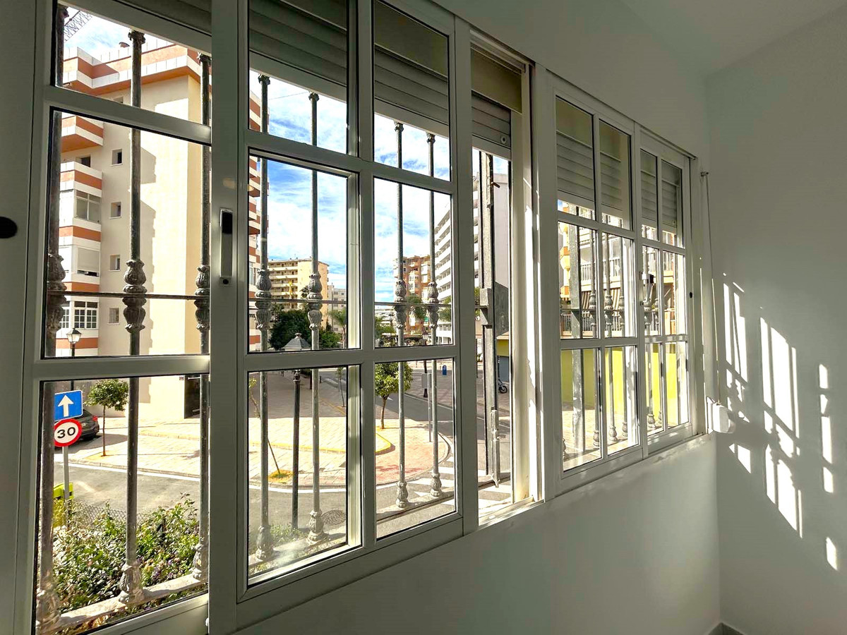 Appartement te koop in Fuengirola | 2 slaapkamers H4855696