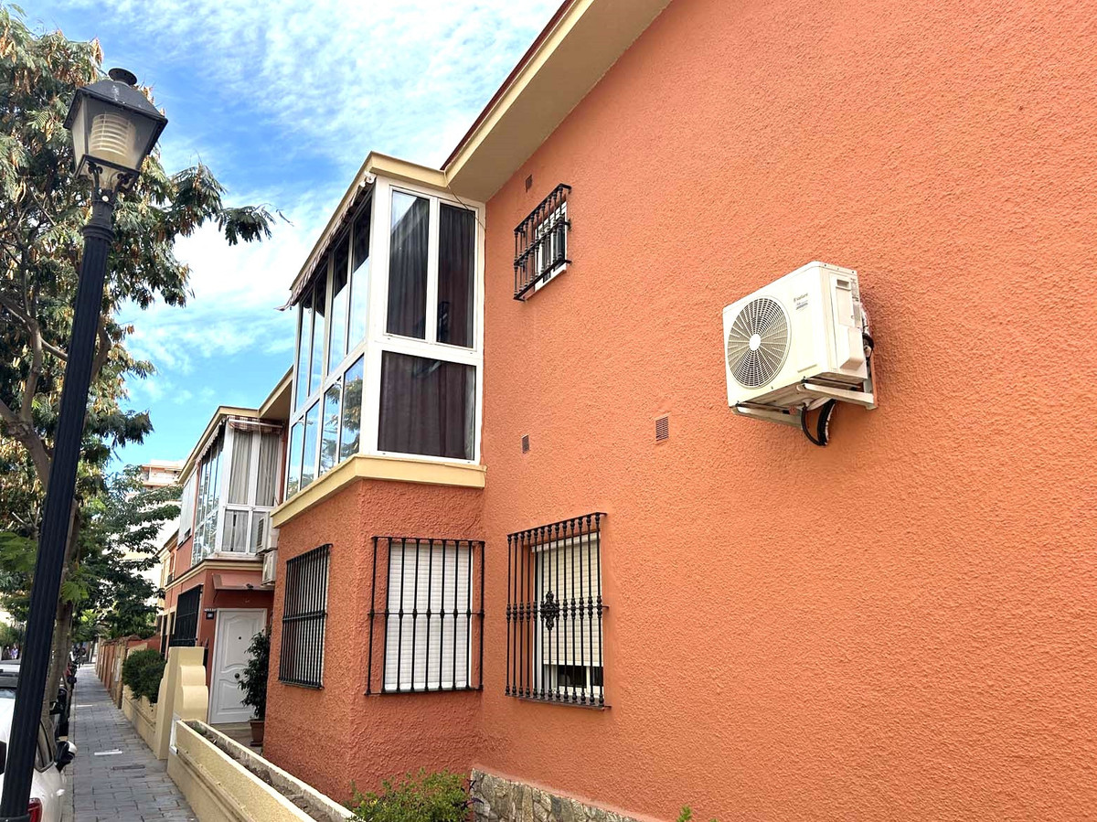 Appartement te koop in Fuengirola | 2 slaapkamers H4855696