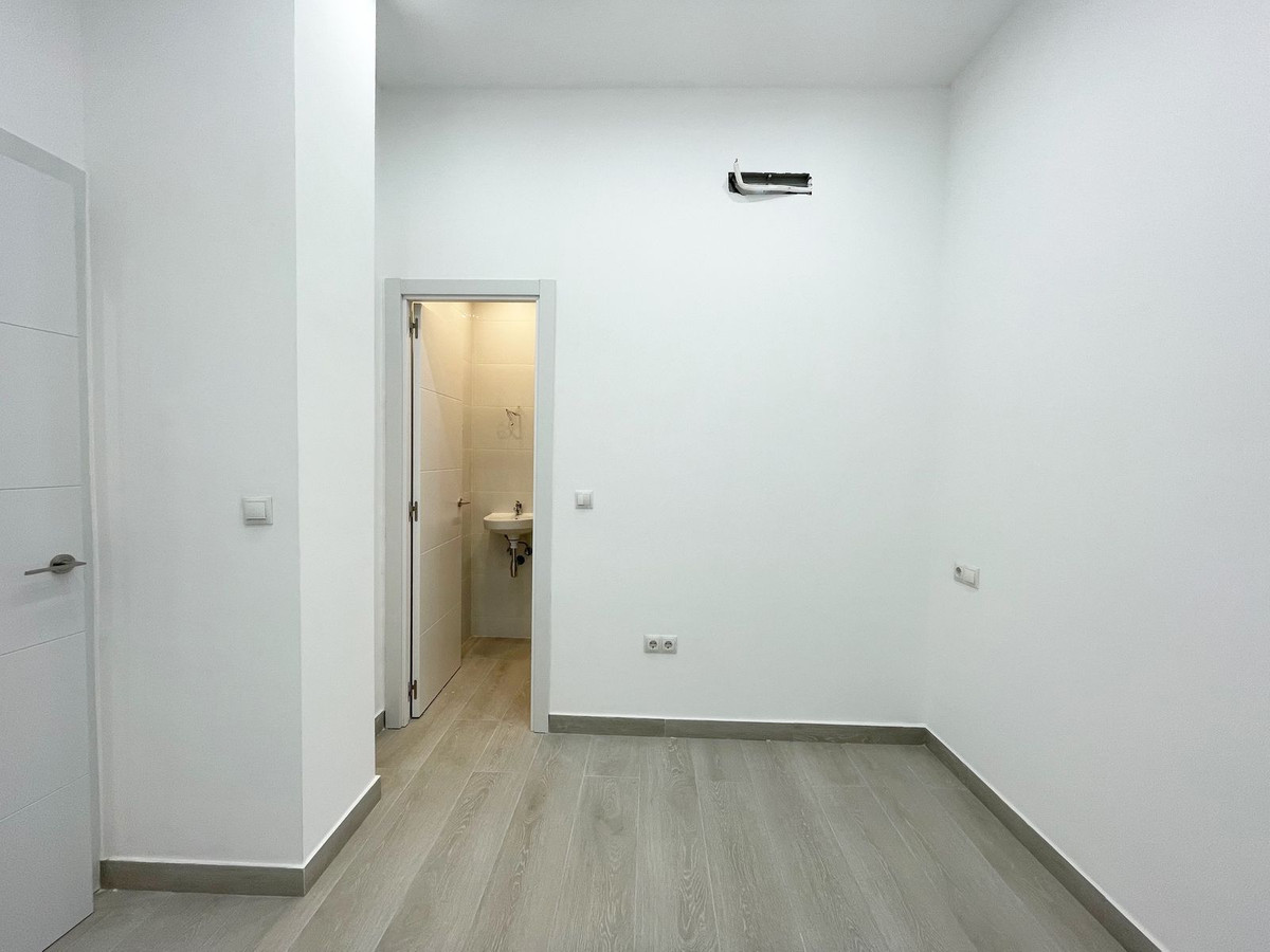 Begane grond appartement in Fuengirola-7