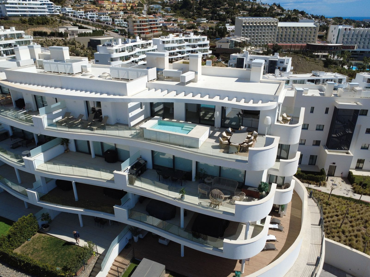 Penthouse te koop in Fuengirola | 3 slaapkamers H5002345