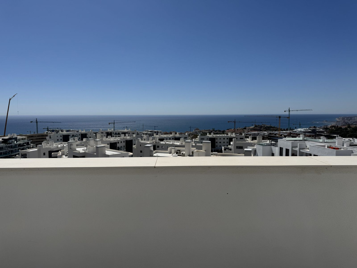 Penthouse te koop in Fuengirola | 3 slaapkamers H5002345